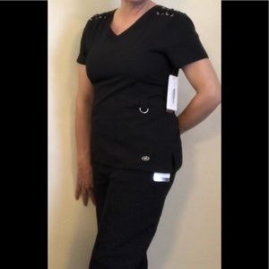 +Medics New York Laundry scrub set